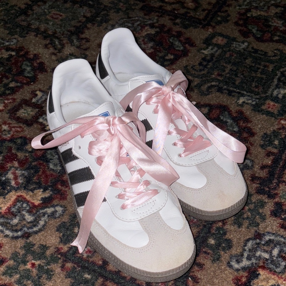 Adidas White and Black Samba Sneakers with Pink Laces